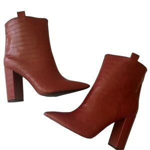 Quipid Red Croco Boots